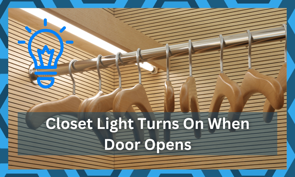 closet light turns on when door opens