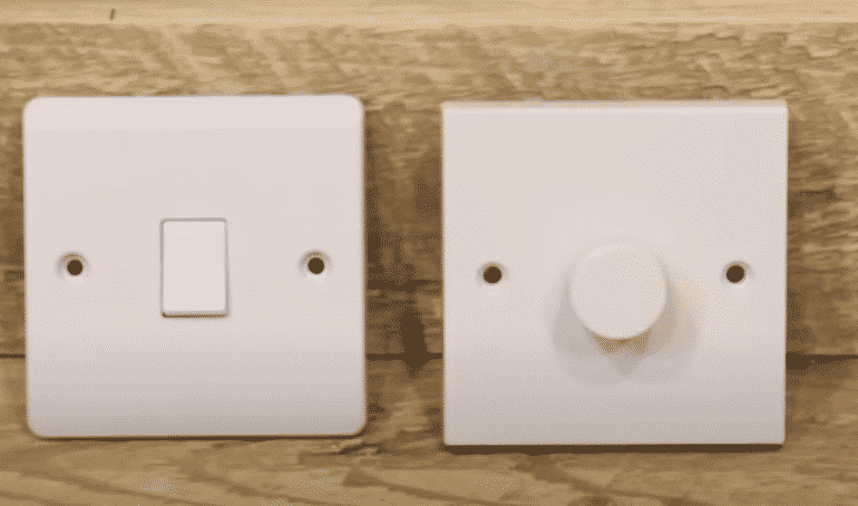 dimmer switch won't turn on lights