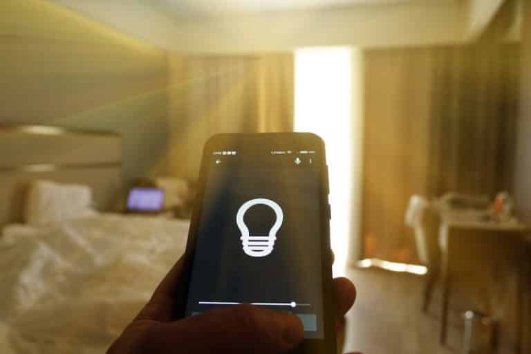 How To Stop Geeni Light From Blinking? (Answered) DIY Smart Home Hub