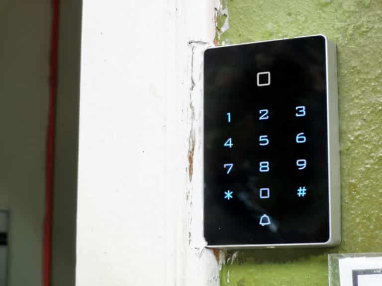 5 Things To Try If Battery Door Lock Is Not Working DIY Smart Home Hub