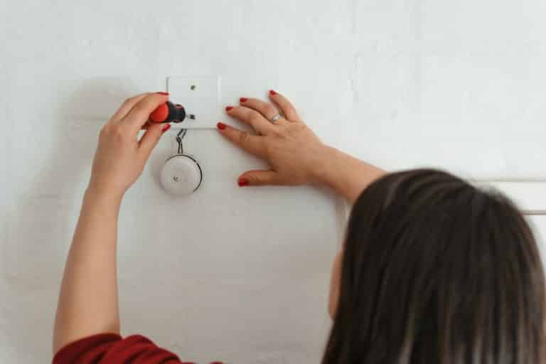 6 Ways To Deal With Doorbell Chime Box Buzzing DIY Smart Home Hub