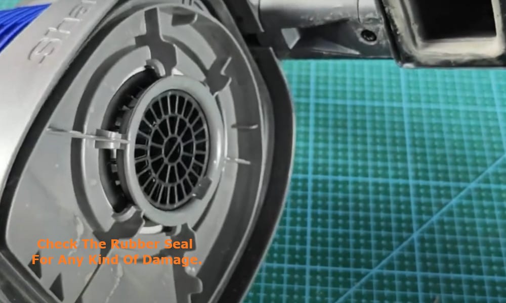 Check the rubber seal for any kind of damage.